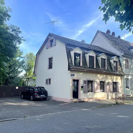 Maison De Charme Renovee Avec Terrasse, Centre De Thann, Proche Vignobles Et Randonnees - Fr-1-744-35 Holiday home Thann